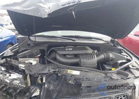 2015 Jeep Grand Cherokee Altitude z USA, uszkodzony, nr VIN 1C4RJFAGXFC884474